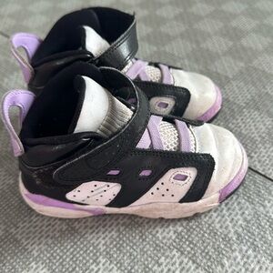 Toddler Jordan high top sneakers